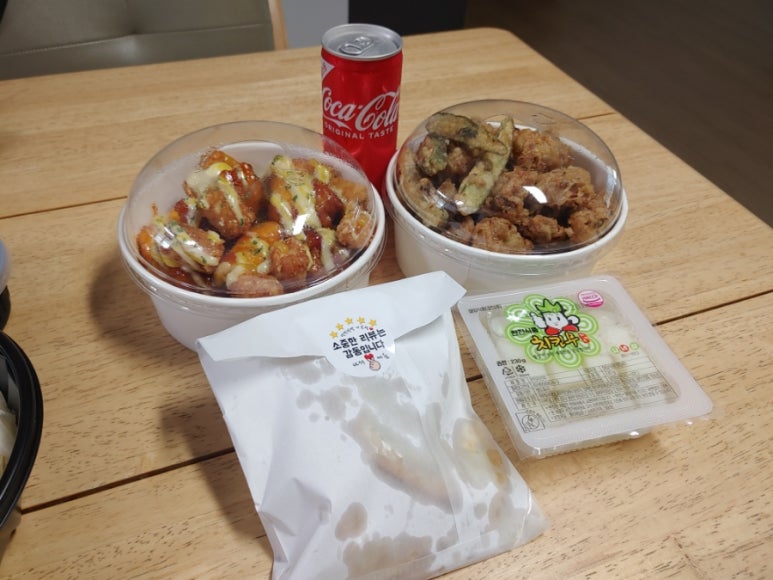 옥윤진의꿀닭 이미지