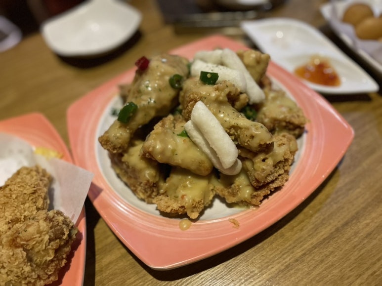 디디씨치킨 이미지