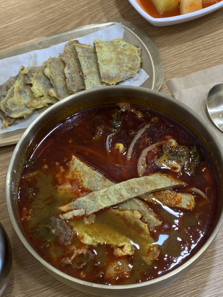 육전국밥 이미지