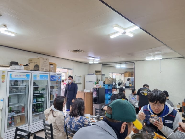 뚱이네식당 이미지