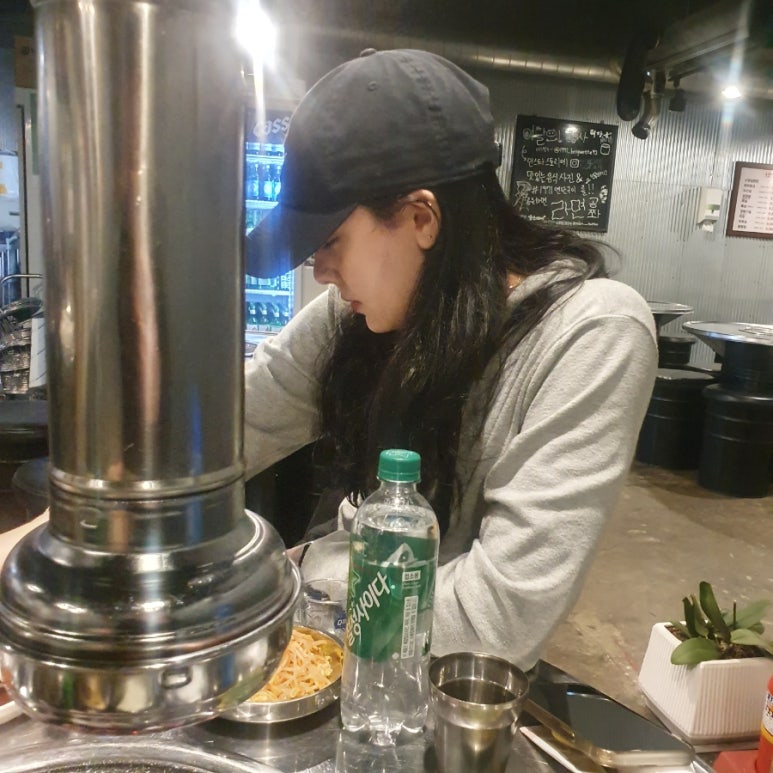 더머스타쉬 이미지