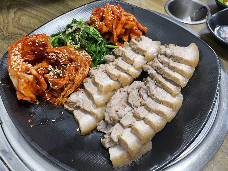 중리보쌈 이미지