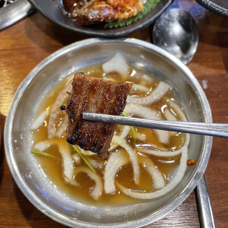 럽히 이미지