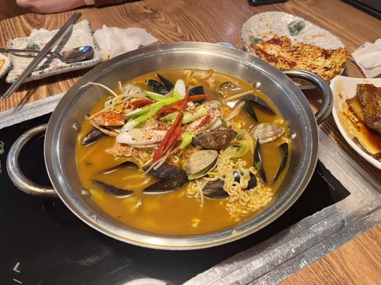 투피스돈까스 이미지