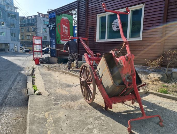 뉴트로카페 이미지