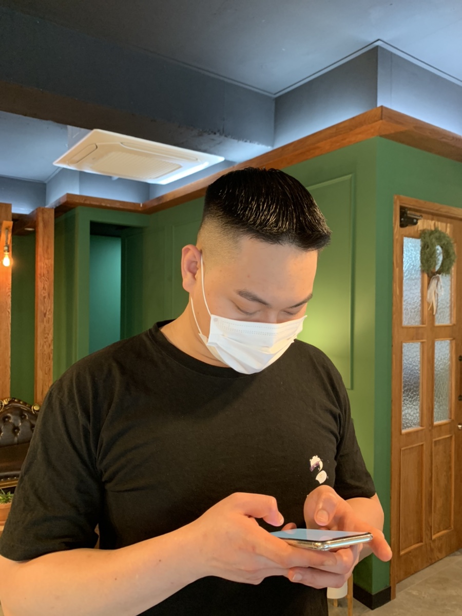 레이먼드바버샵 이미지
