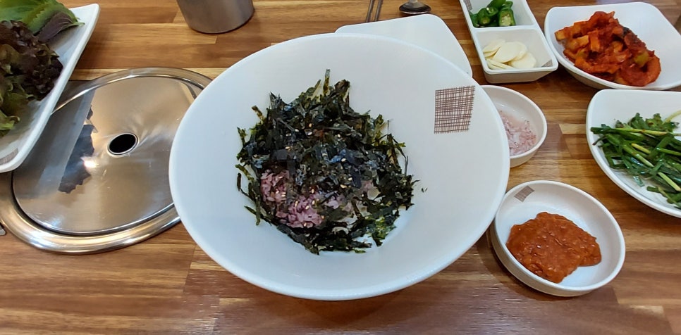 돈토지왕족발 이미지