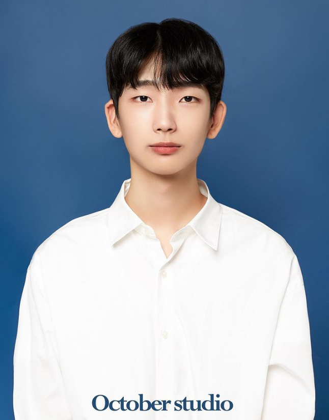 사진관;시월 이미지