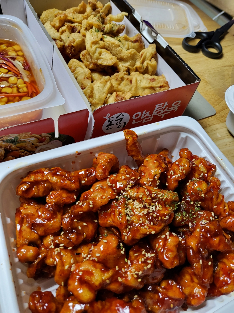 꾸브라꼬숯불치킨화성 이미지