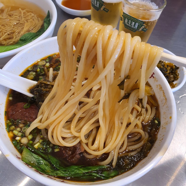 뉴러우멘관즈 이미지