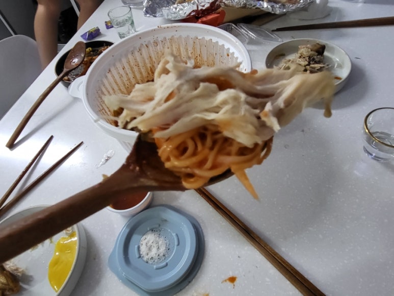 간지전기구이통닭 이미지