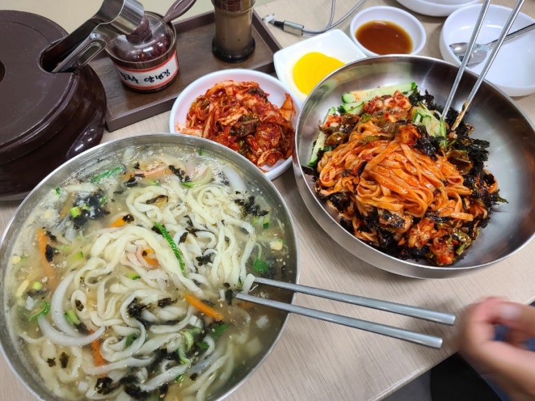 칼국수에 끌림 이미지