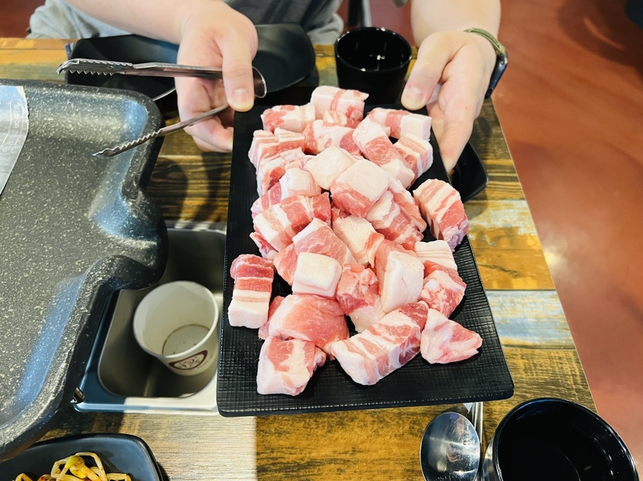 동방생고기정육점식당 이미지