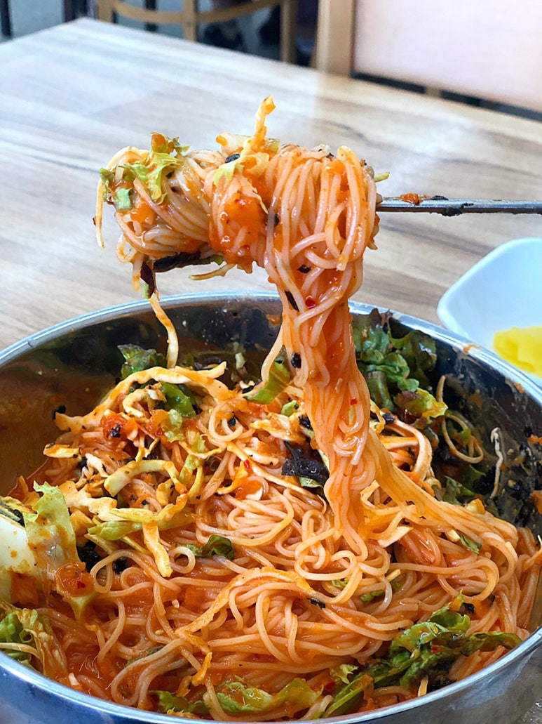 산마루멸치국수 이미지