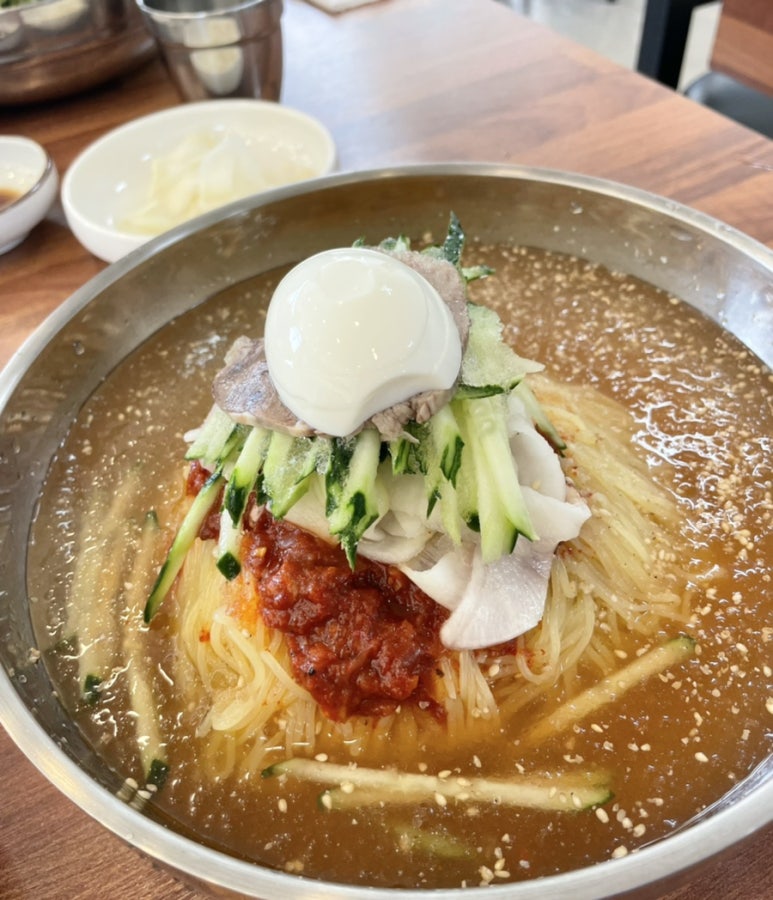 외동밀면 이미지
