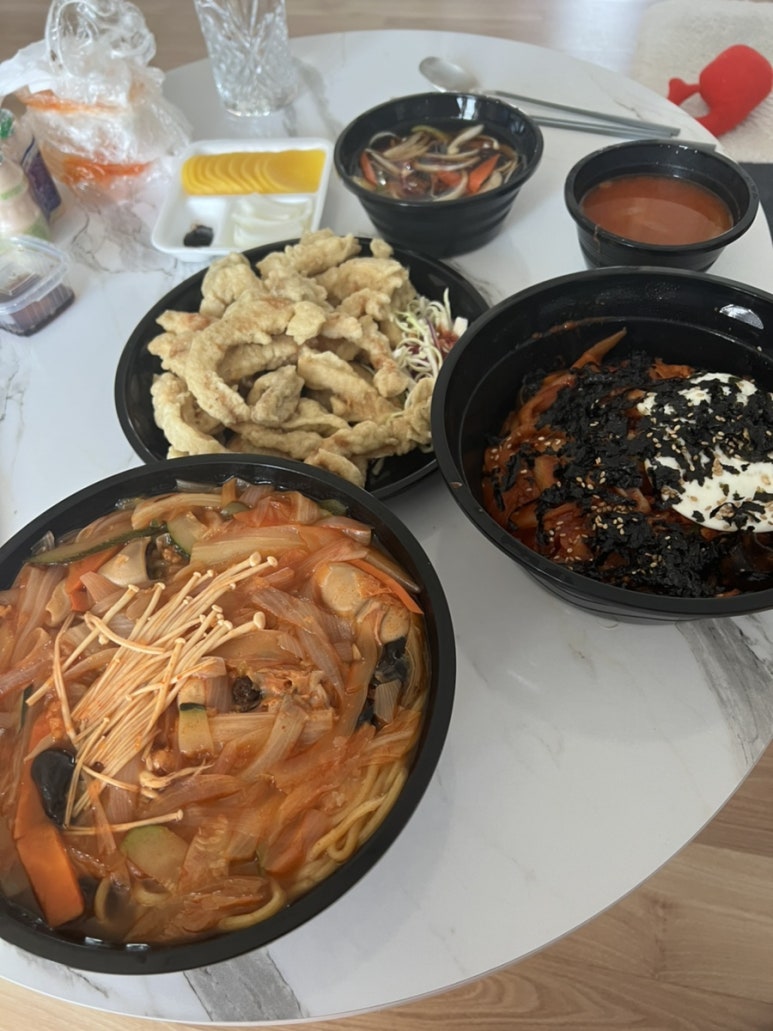 신철손짬뽕 이미지