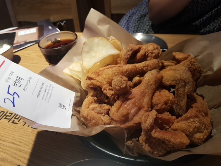 바른치킨봉천역점 이미지