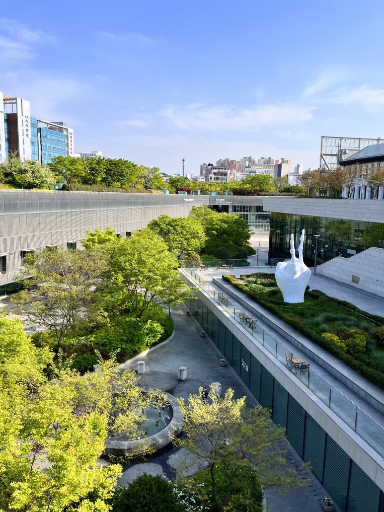 볕이좋은창 이미지