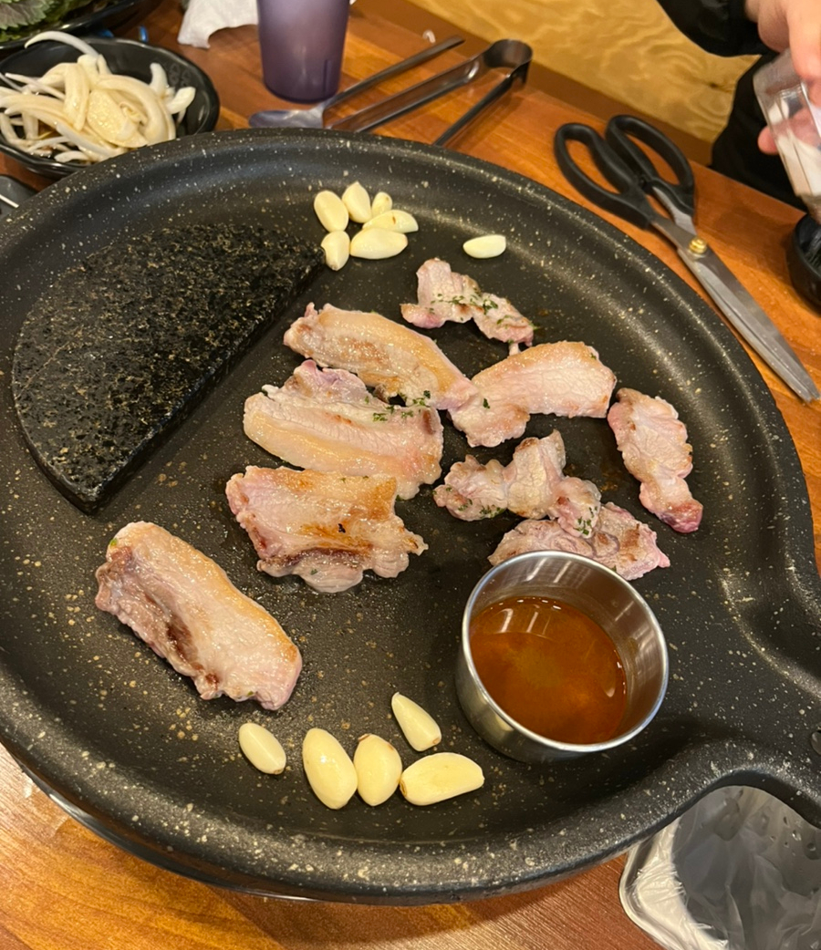 생생뒷고기삼겹 이미지