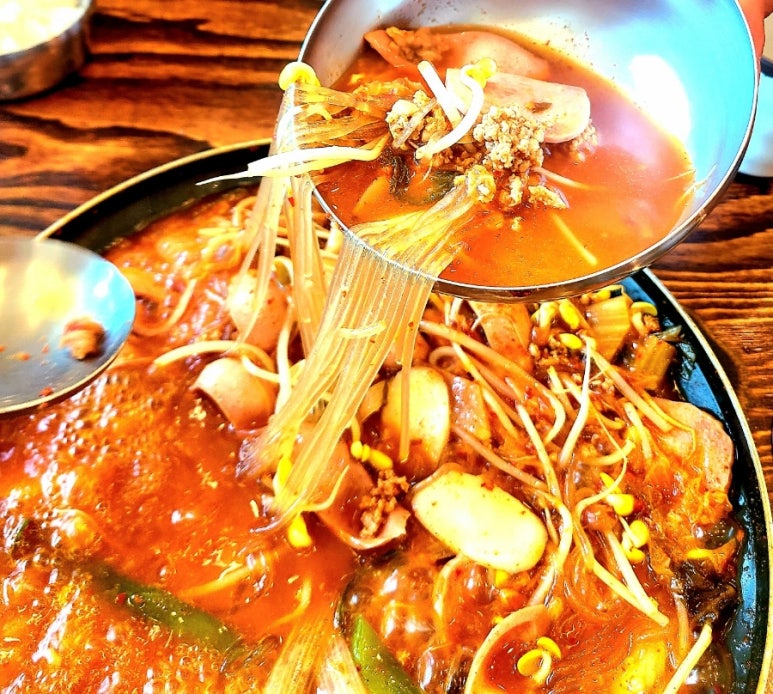 의정부부대찌개&배부른생오리 이미지