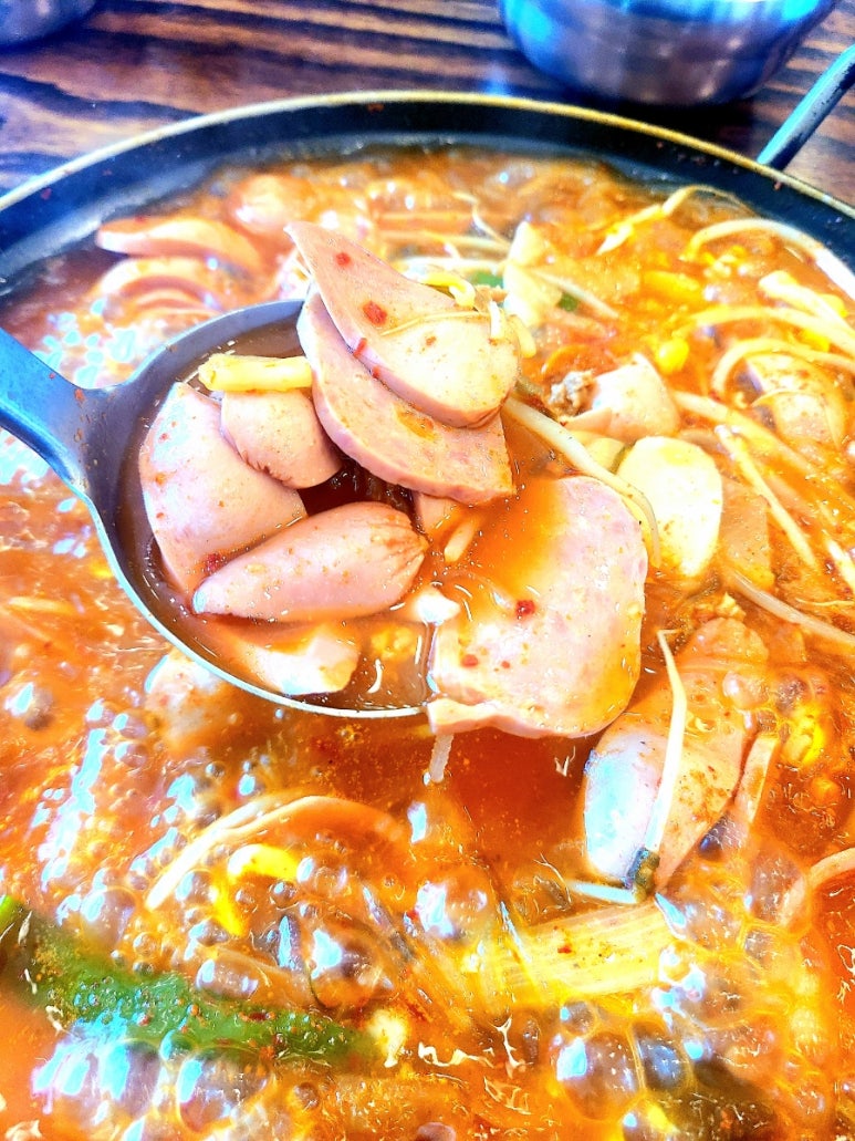 의정부부대찌개&배부른생오리 이미지