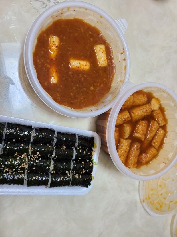 빨간지붕 이미지