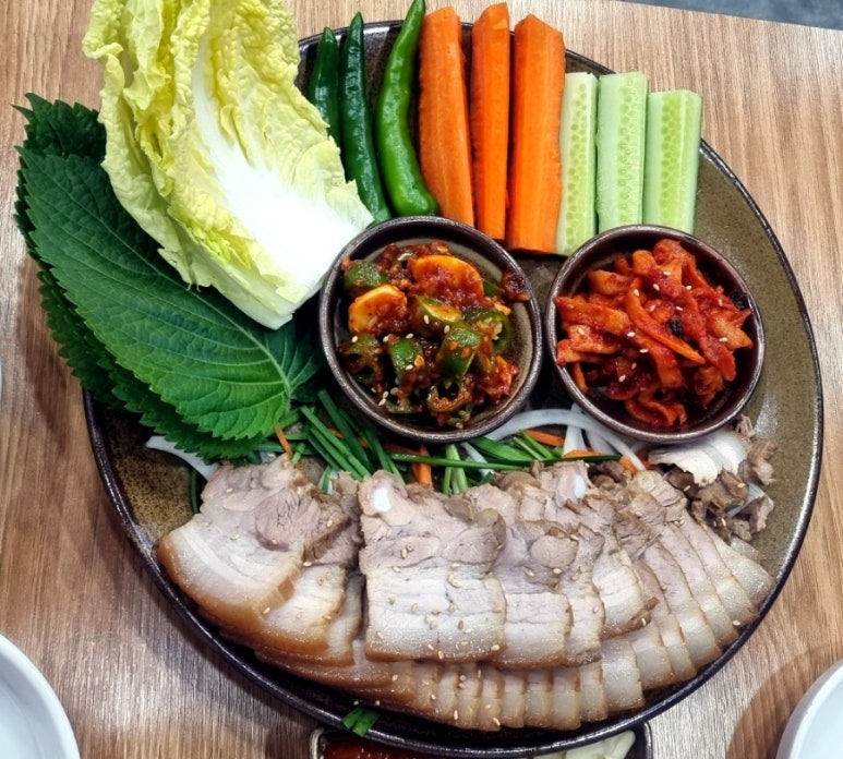 동네방네삶는족족관저점 이미지