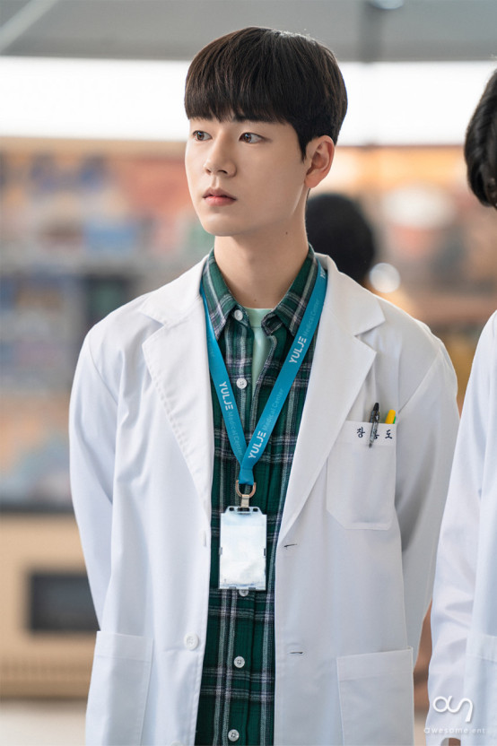 정현헤어 이미지