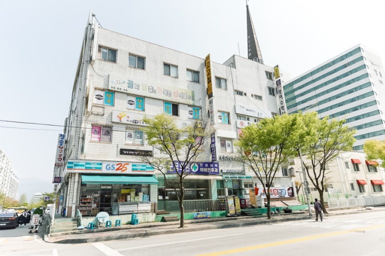 예뻐지는공간 이미지