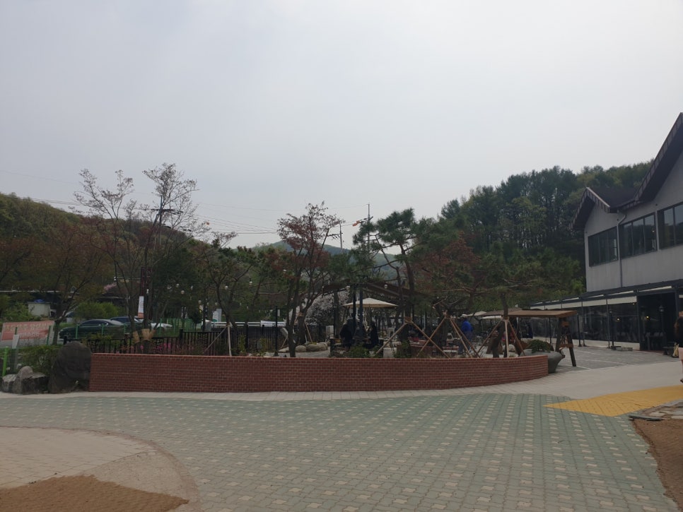 몽뻬르베이커리카페 이미지