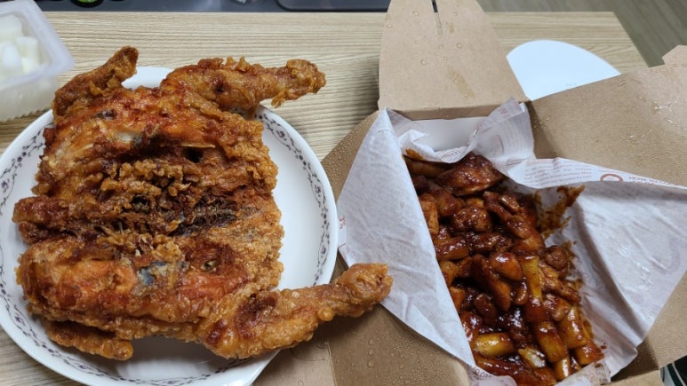비비큐(BBQ)치킨탄현점 이미지
