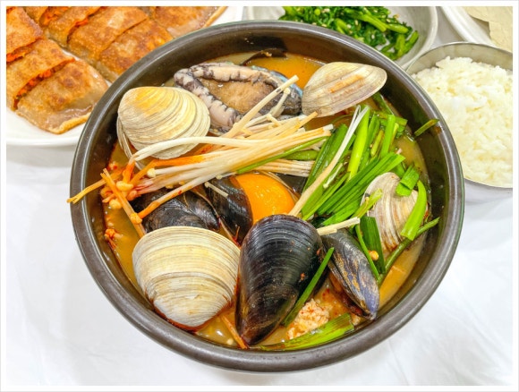 덕이식당 이미지