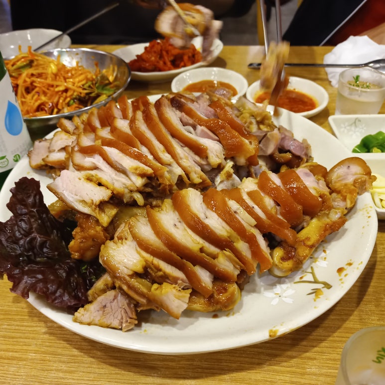 귀한족발구월 이미지