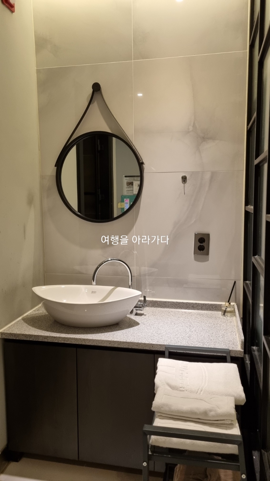 와이무인텔 이미지