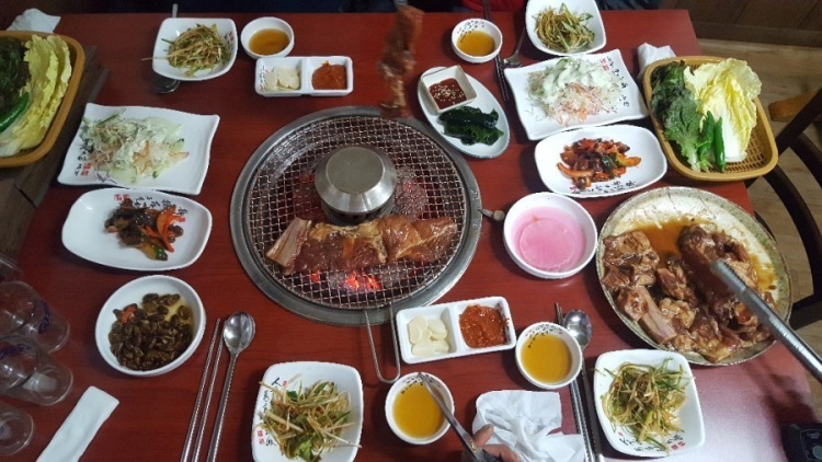 성일숯불갈비 이미지