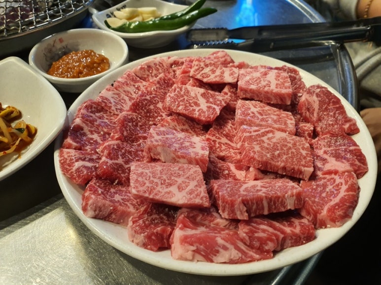 철마뒷고기 이미지