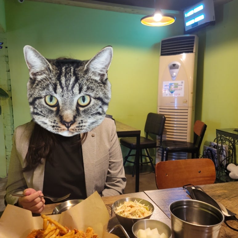 윤사부치킨 이미지
