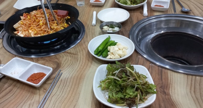 흑돼지참숯불구이50번길 이미지