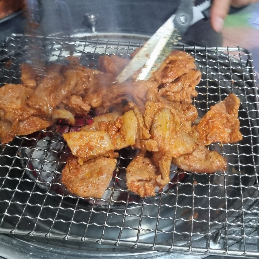 생돼지구이 이미지
