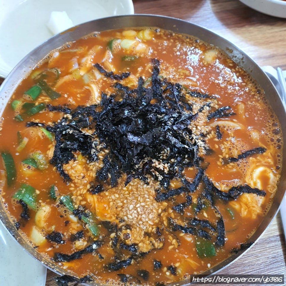 청대얼큰이칼국수쭈꾸미 이미지