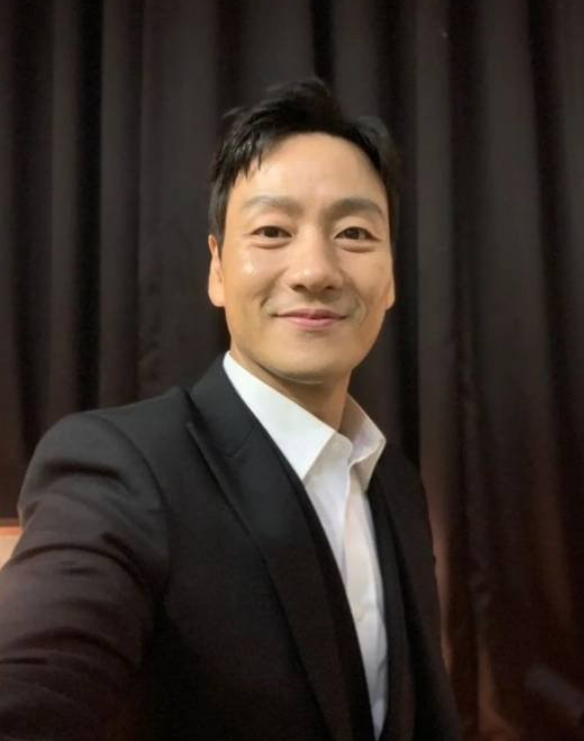 박해수갤러리 이미지