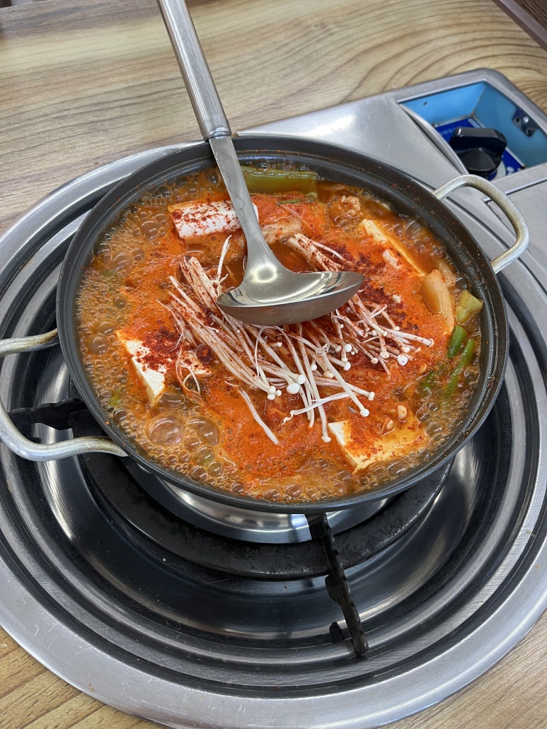 맛깔손두루치기 이미지