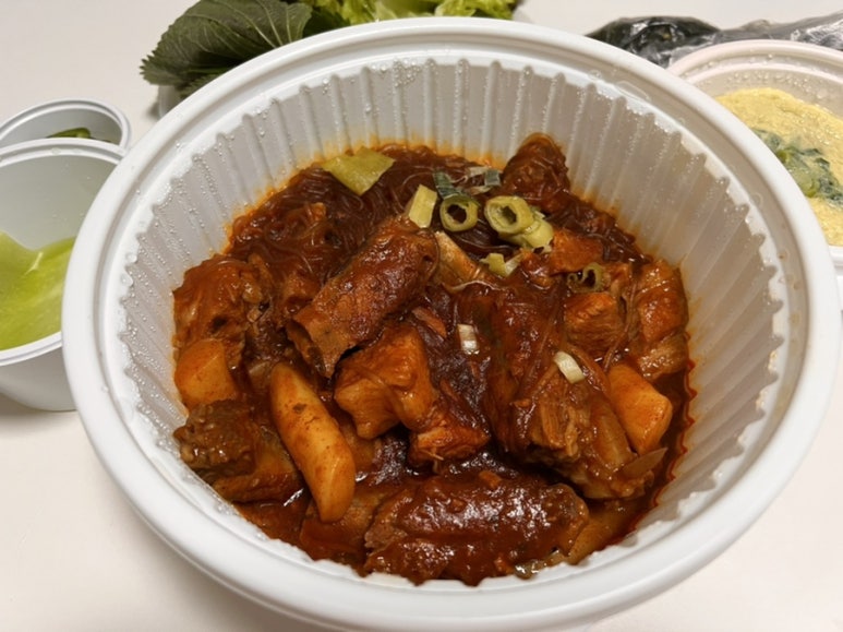 찜한 갈비 이미지