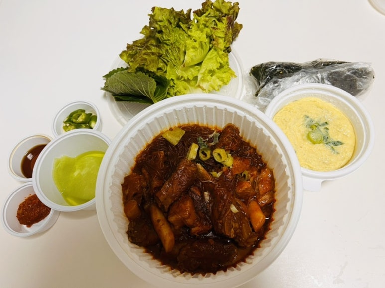 찜한 갈비 이미지