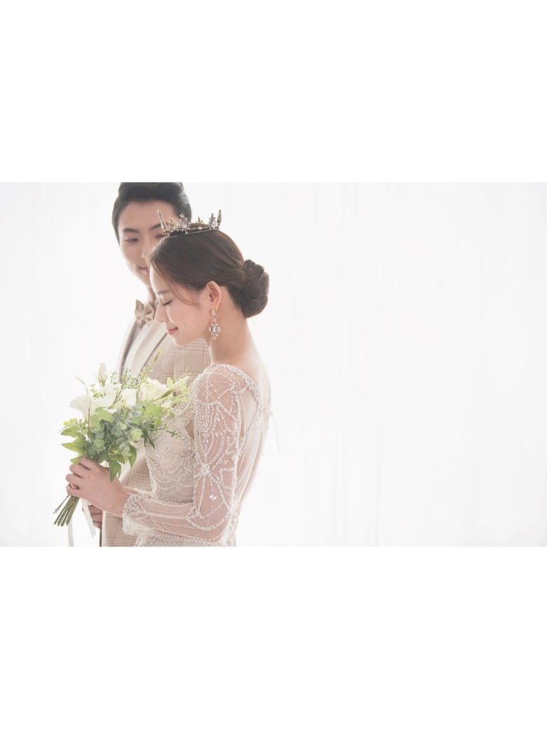이치아더스튜디오 이미지