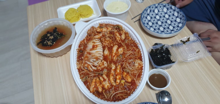아구듬뿍 앤 알곤마니 이미지