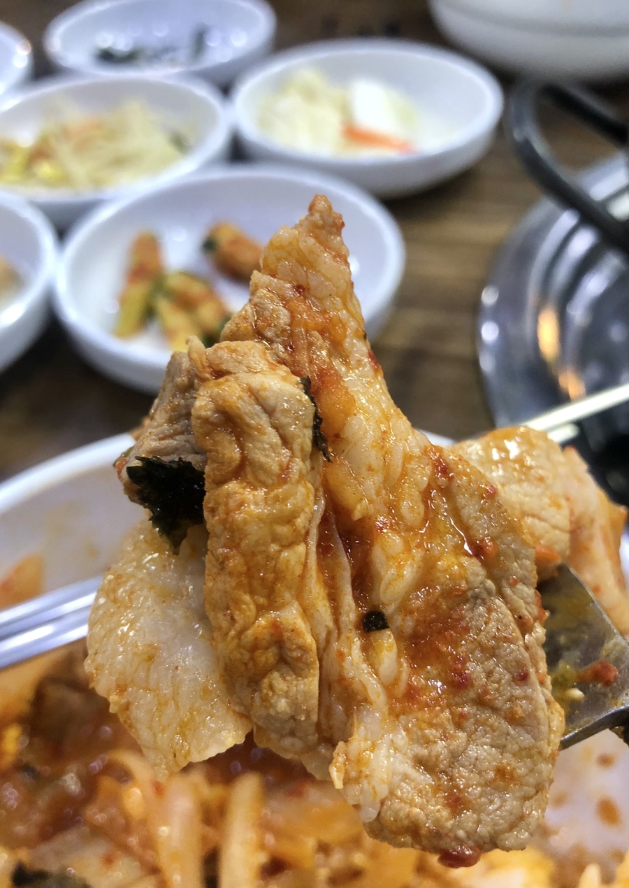 잔치마당통돼지볶음 이미지