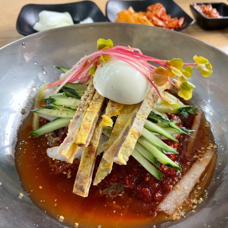 진주육전밀면 이미지
