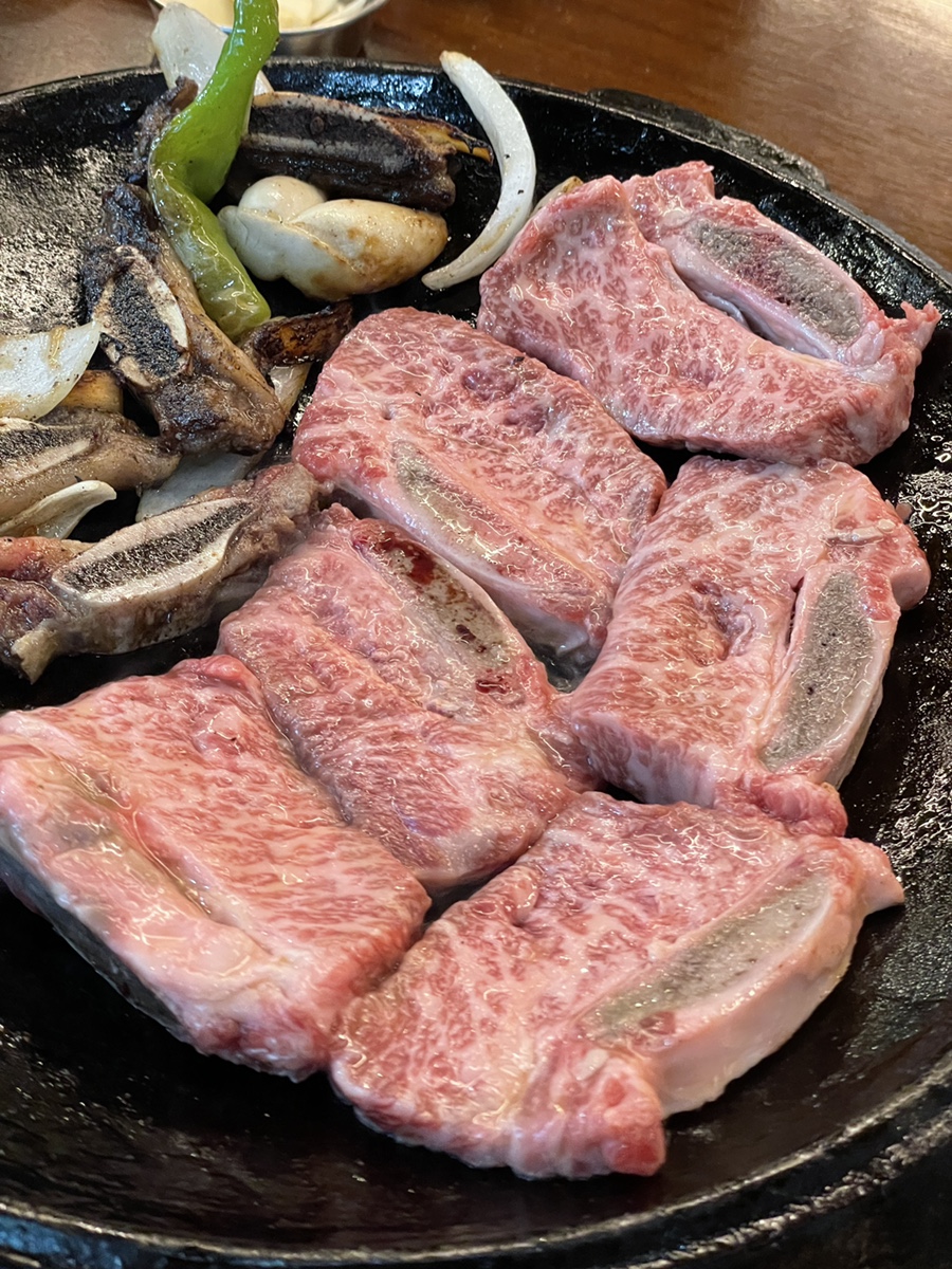 휴그릴 이미지