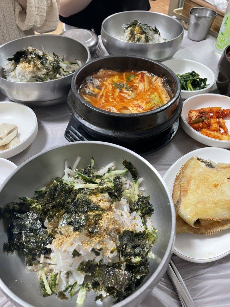 여남횟집 식당 이미지